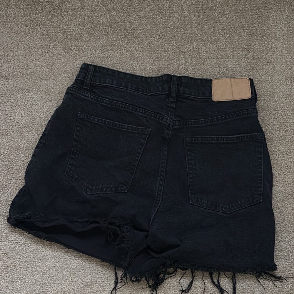 H&M midi shorts